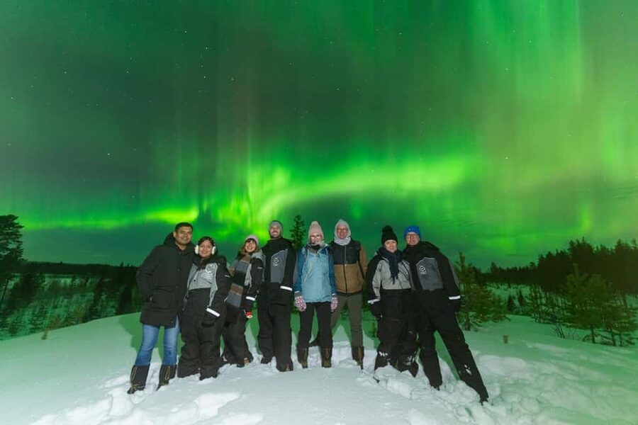 Levi: Northern Lights Hunting - Photography Tour - The photographs and equipment included