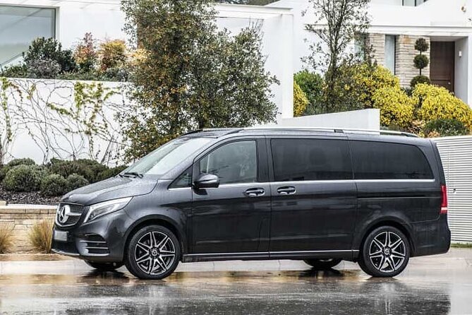 Minivan Departure Transfer Helsinki City to Helsinki Airport HEL - Luggage rules you should take seriously