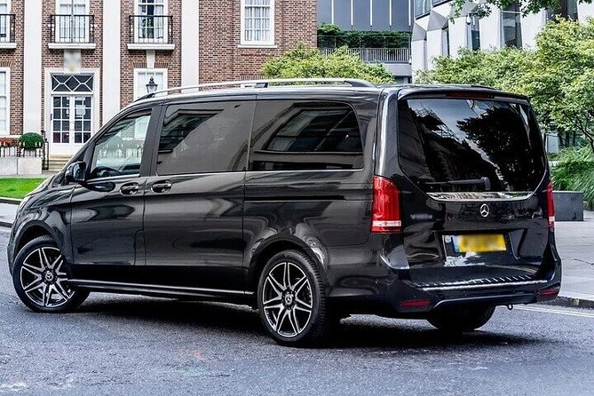 Minivan Departure Transfer Helsinki City to Helsinki Airport HEL - Who will get the best value from this transfer?