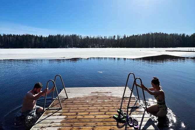 National Park Hike & Finnish Smoke Sauna Experience with Campfire Lunch - Walking 6 kilometers through Sipoonkorpi