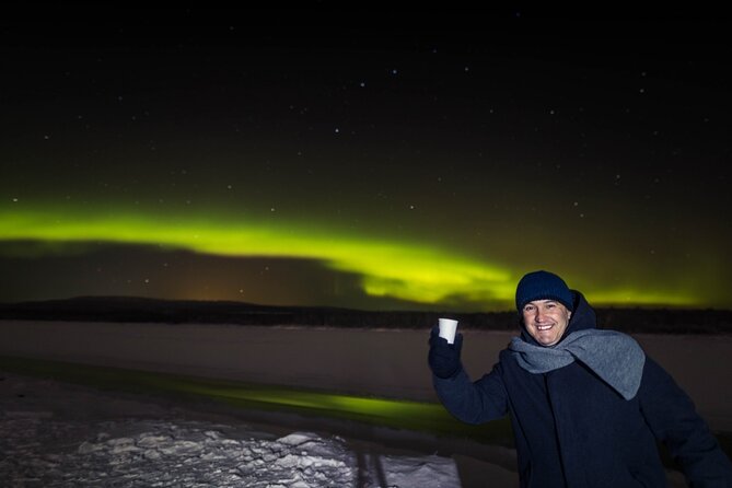 Northern lights hunting photo tour with bbq; small groups - Is $102.58 good value?