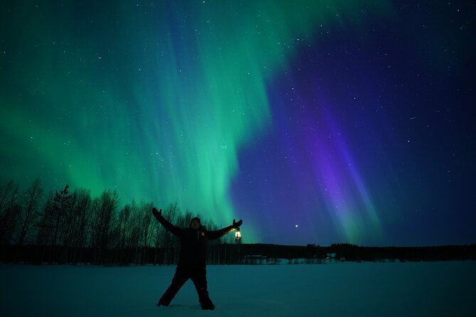 Northern Lights Hunting Photography Tour in Rovaniemi Finland - Leaving city lights for darker Arctic skies