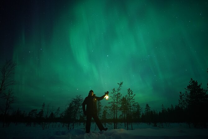 Northern Lights Hunting Photography Tour in Rovaniemi Finland - Starting in Rovaniemi at 8 pm