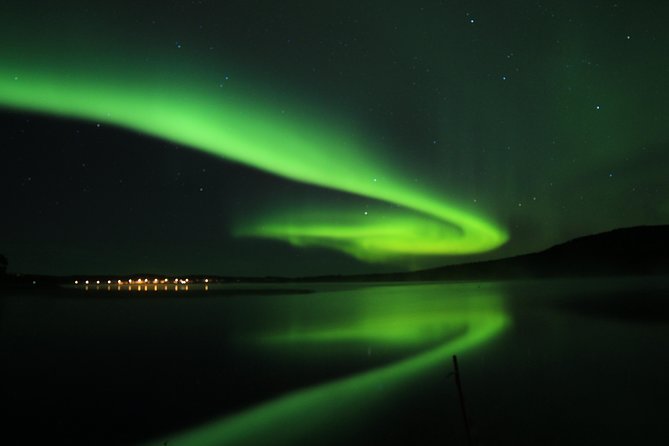 Northern lights hunting with car - Why the route changes during the night