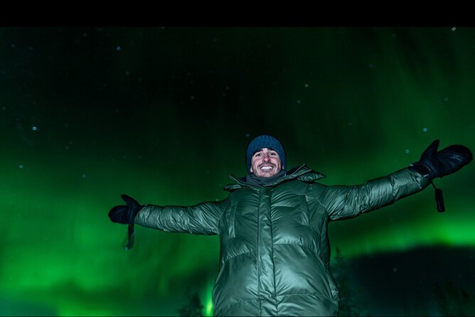 Northern Lights Rovaniemi: Guaranteed Tour with Local Guide - Leaving Rovaniemi at 6:30 pm
