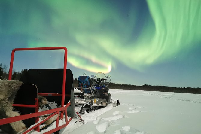 Northern Lights Sledge Ride - Getting dressed for a Finnish winter night