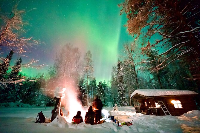 Northern Lights Tour in Atmospheric Cottage - What the three-hour evening feels like