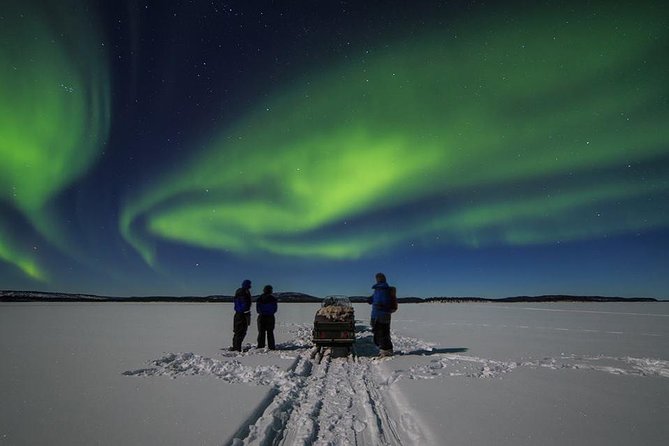 Northern lights tour to Lake Inari from Ivalo, Reindeers & Dinner - Leaving Ivalo for the dark Arctic night