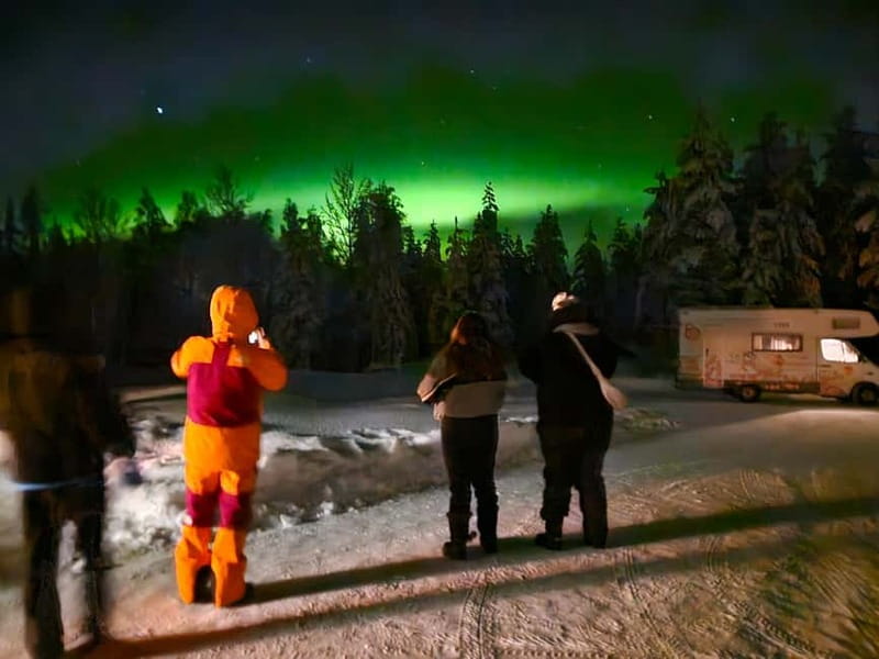 Oulu: Starguaranteed Northern Lights Mobile Chase - Price and value at $112 per person