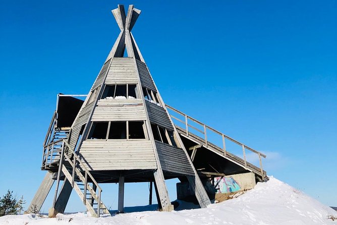 Ounasvaara and Ranua Zoo - Walking among Arctic animals at Ranua