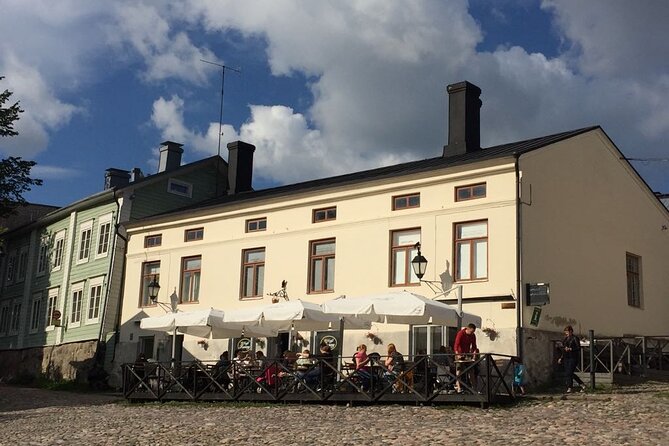 Porvoo All-Way Guided Sightseeing Tour from Helsinki - Meeting at Kamppi and riding the public bus