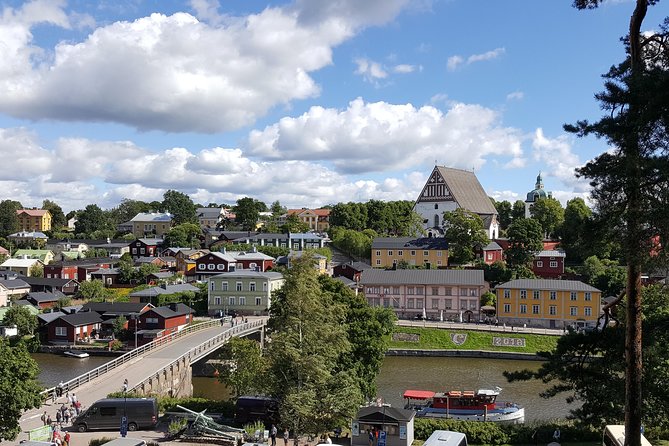 Porvoo tour from Helsinki or Vantaa - Castle Hill and Porvoo’s older past