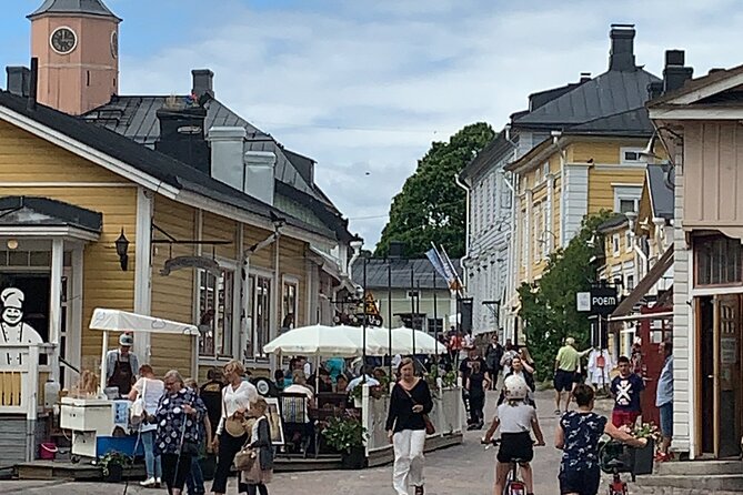 Private Helsinki Tour Highlights & Visit Porvoo City 1346 - Esplanadi Park and Helsinki’s Market Life
