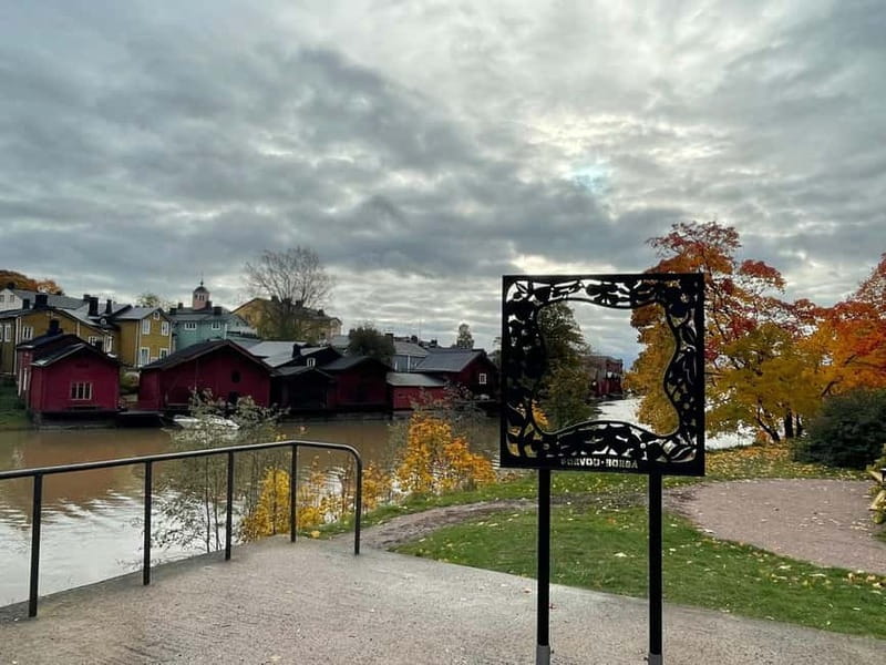 Private Medieval Porvoo by Car from Helsinki - The cathedral and the old streets
