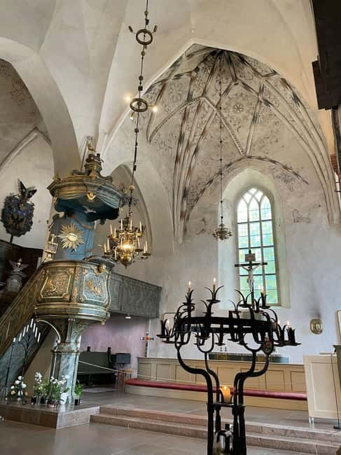 Private Medieval Porvoo by Car from Helsinki - First look at Old Porvoo