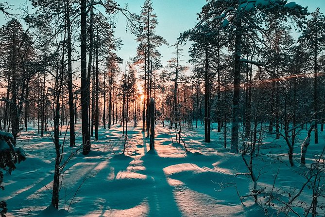 Private Snowshoeing Tour In Pyhätunturi With A Local Guide - Starting with snowshoes at Pyhätunturi