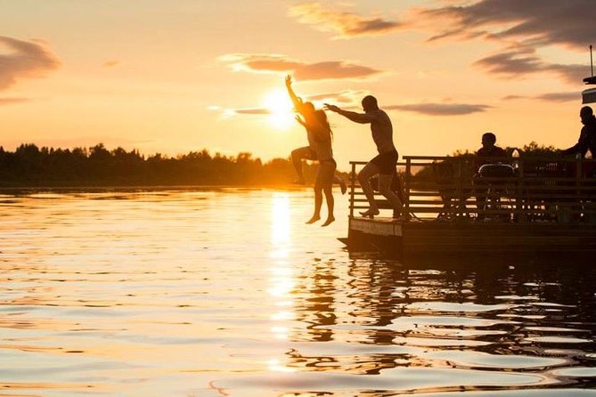 Private Traditional Lakeside Sauna with Midnight Sun - Key details to know before booking