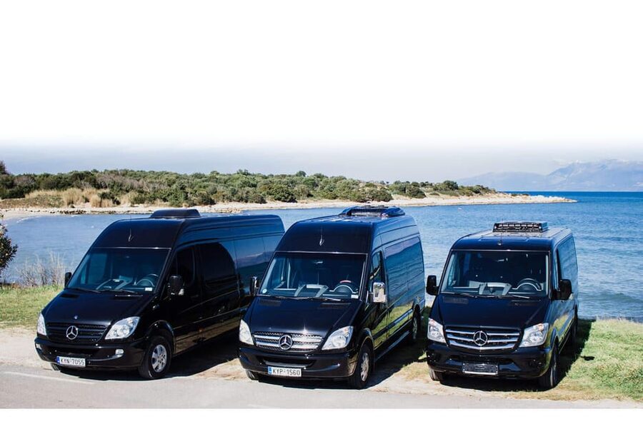 Private Transfer Rovaniemi - Kiruna - Choosing the right van for your group