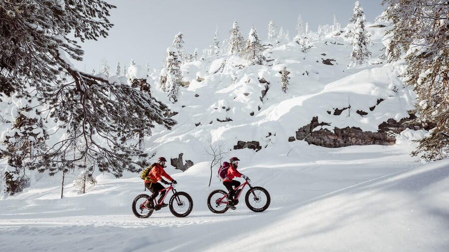 Pyhätunturi: Electric Fatbike Tour in Finnish Lapland - Booking flexibility and useful planning advice