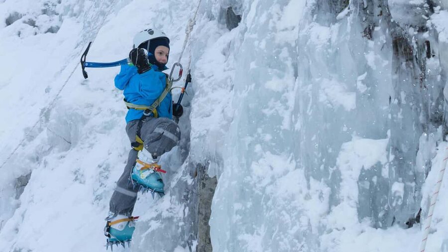 Pyhätunturi: Kid's Ice Climbing Adventure in Finnish Lapland - The Ten-Minute Walk to Tajukangas