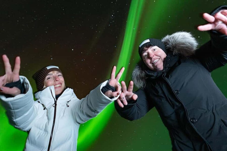 Rovaniemi: Aurora Hunt with Money-Back Guarantee and Photo - Finding a clear patch in Lapland