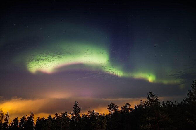 Rovaniemi AURORA PASS: 3-5 Days Unlimited Northern Lights chasing Pass - When to Visit Rovaniemi for Aurora Activity