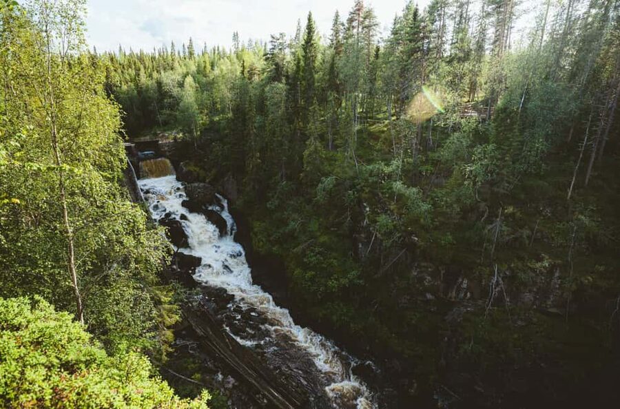 Rovaniemi: Auttiköngäs Waterfalls Hike Tour & Barbeque - Following the Auttiköngäs Nature Trail