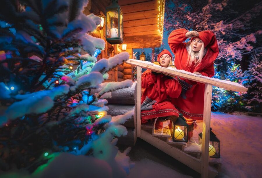 Rovaniemi: Elf Hat Academy in Santa's Village - Cookie Decorating With the Elves