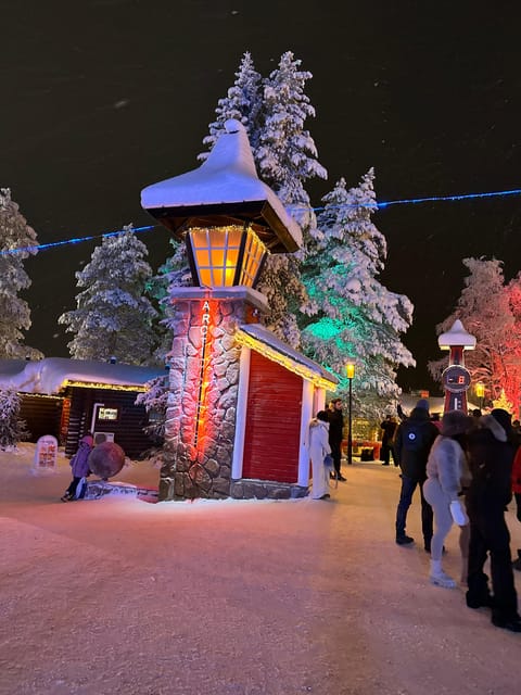 Rovaniemi: Guided Tour of Santa Claus Village - Snowman World in a 15-minute visit