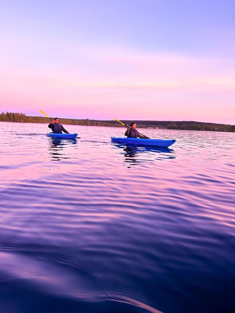Rovaniemi: Guided Wilderness Kayaking Adventure - Sunset, moonlight, and the best time to go
