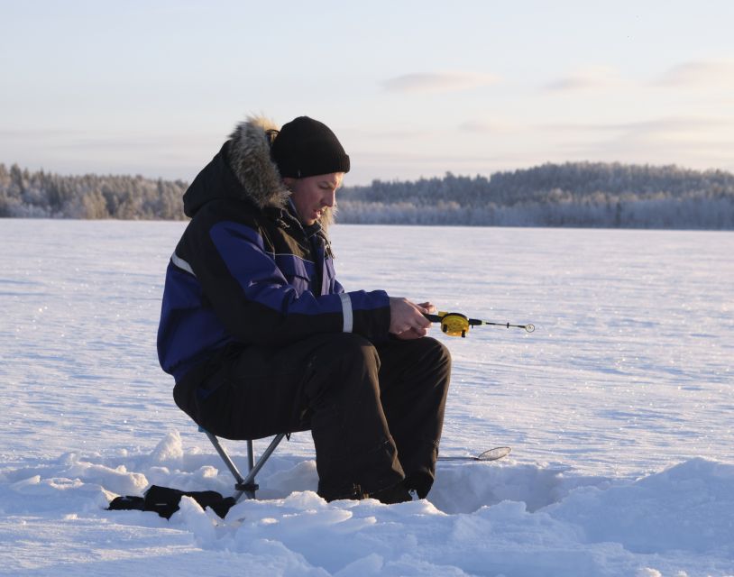Rovaniemi: Ice-Fishing like a Finn - From Rovaniemi to Apukka in about 45 minutes