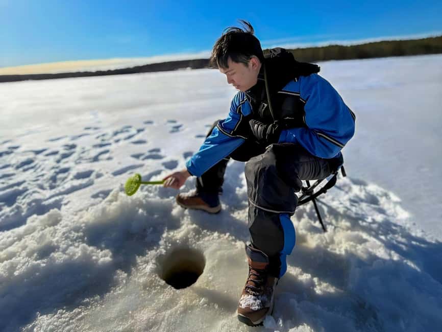Rovaniemi: Ice Fishing Small Group Tour & Barbeque - What the small group changes