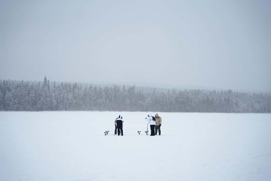 Rovaniemi: Ice Fishing Small Group Tour & Barbeque - Who should book this ice fishing outing?