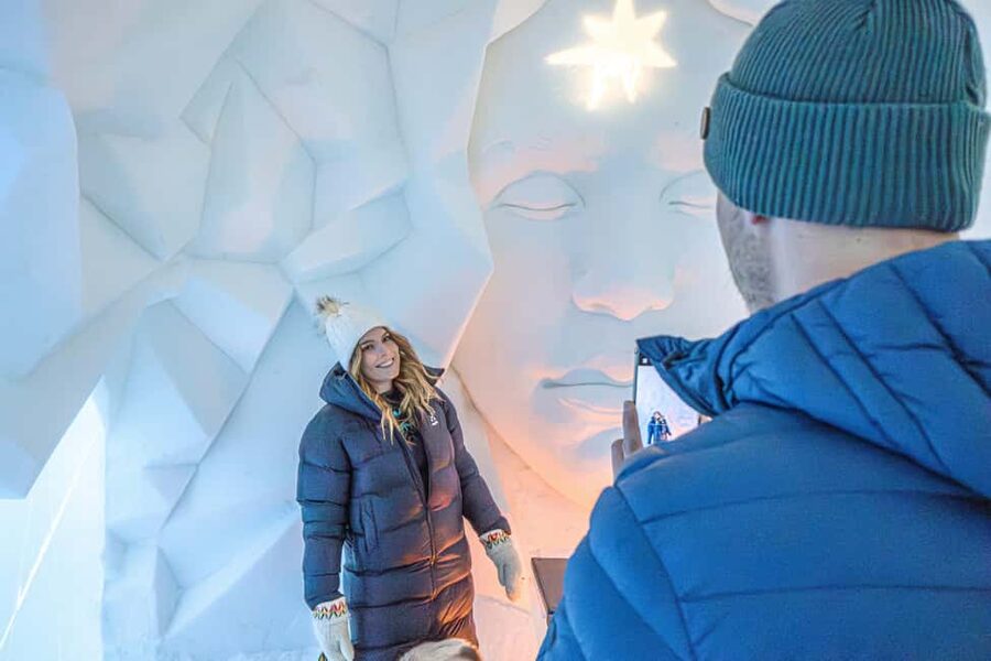 Rovaniemi: Ice sculpting experience - What the $193 price really covers