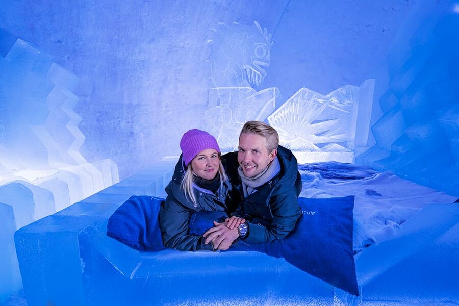 Rovaniemi: Ice sculpting experience - Practical clothing and timing advice
