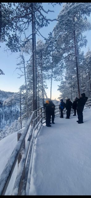 Rovaniemi: Korouoma Frozen Waterfalls Hike & Hot BBQ Lunch - The 90-minute journey from Rovaniemi