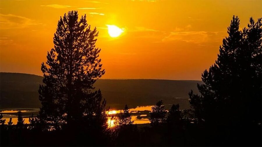 Rovaniemi: Midnight Sun, ATV Ride During The Golden Hour - What the guides add to the experience
