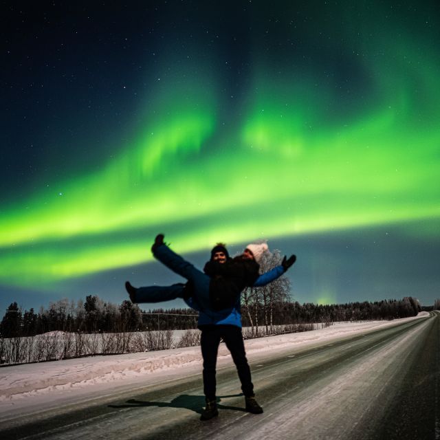 Rovaniemi: Night Sky lappish Barbecue - Clothing is not a small matter