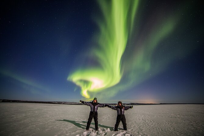Rovaniemi: Northern Lights Group Tour - Guaranteed View - Communication, safety, and the long ride home