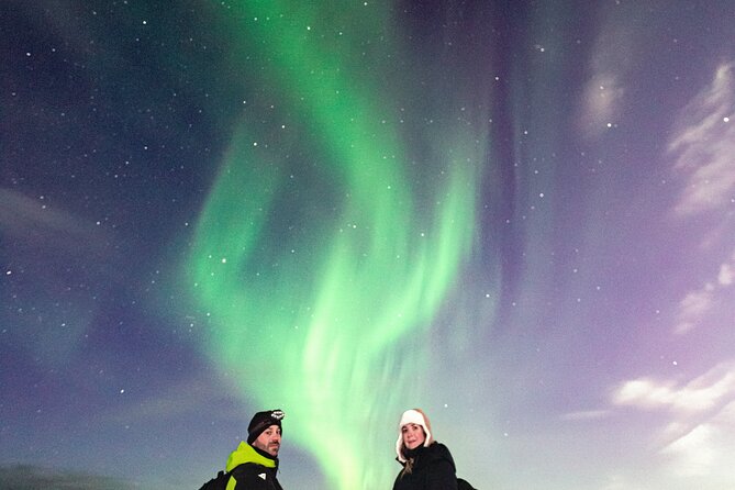Rovaniemi: Northern Lights Pro Guaranteed - Unlimited (PRIVATE) - Campfire food, drinks, and winter comfort