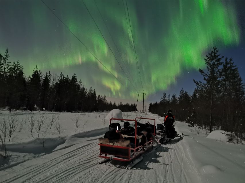 Rovaniemi: Northern Lights Sledge Ride - Searching several locations for the aurora