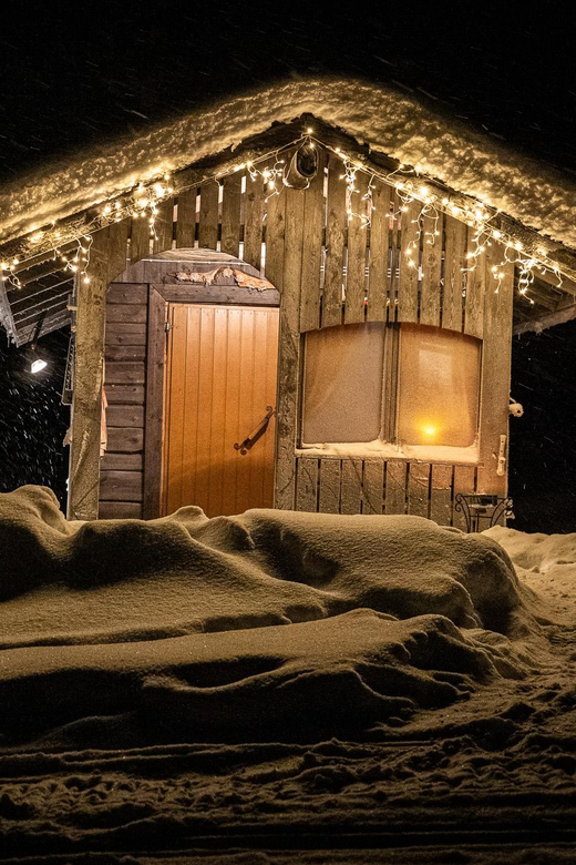 Rovaniemi: Private Sauna and Ice Swimming Tour with Snacks - Snacks and warm drinks complete the recovery
