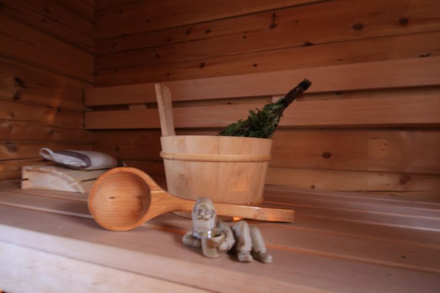 Rovaniemi: Private Sauna, Jacuzzi and Dinner - The Sauna: Finnish Heat Without Complicated Rules