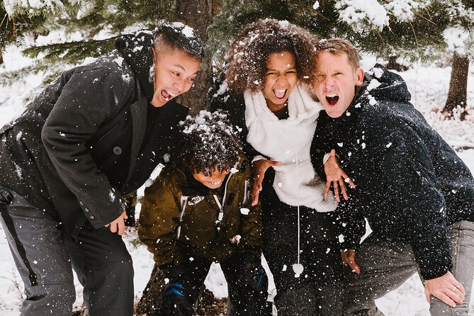 Rovaniemi: Private Winter Wonderland Photoshoot Tour - Why a private winter photoshoot works in Rovaniemi