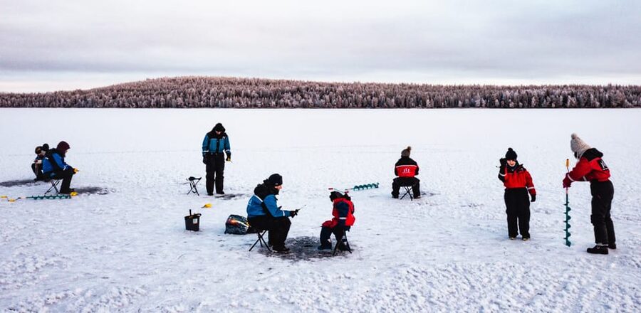 Rovaniemi: Quad Bike Ride and Ice Fishing - The campfire barbecue is more than a quick snack