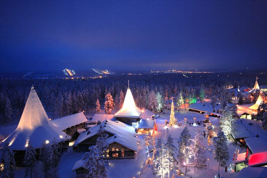 Rovaniemi: Santa Claus Village Visit with Hotel Pickup - Why Santa Claus Village works for families