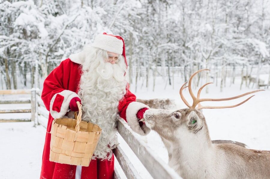 Rovaniemi: Santa Claus Village Visit with Hotel Pickup - Santa’s office is the main event