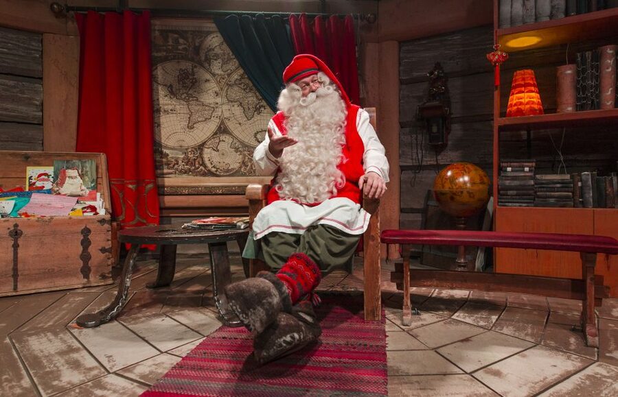 Rovaniemi: Santa’s Village & Snowmobiling to Reindeer Farm - Returning by snowmobile and bus