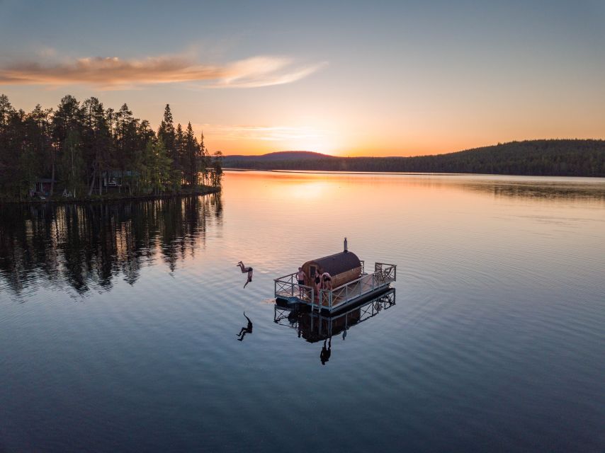 Rovaniemi: Sauna Boat Scenic Lake Cruise - Inside the one-hour Finnish sauna