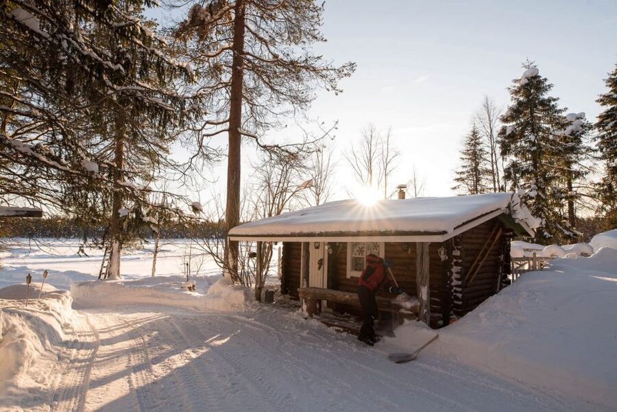 Rovaniemi: Sauna & Ice Swimming Tour with Dinner and Aurora - Practical preparation for a smoother evening